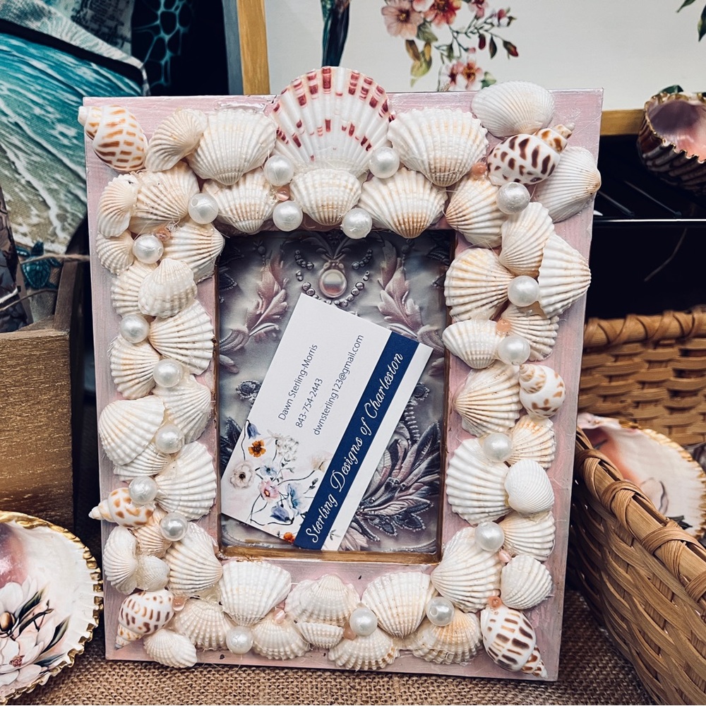 Coastal Seashell and Pearl Picture Frame